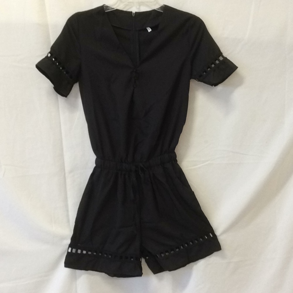 NEW Short sleeves black romper with cut-out detail